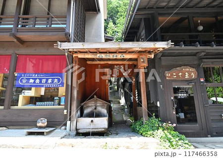重要伝統的建造物群保存地区　中山道　奈良井宿 117466358