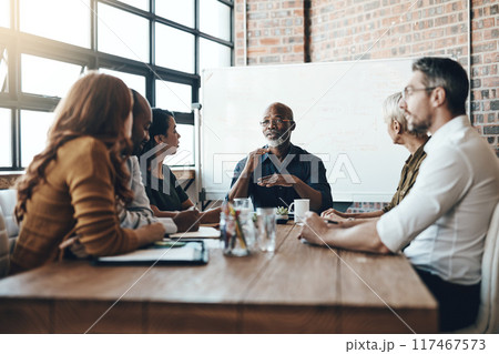 Presentation, training and meeting with businessman and whiteboard for research, growth and project management. Idea, strategy and discussion with ceo and employees in office for brainstorming chart 117467573