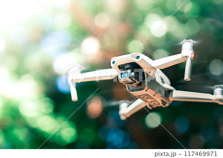 ドローンの操縦練習 ドローンの操縦練習 117469971