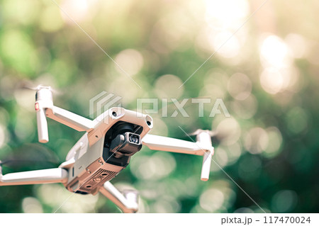 ドローンの操縦練習 ドローンの操縦練習 117470024