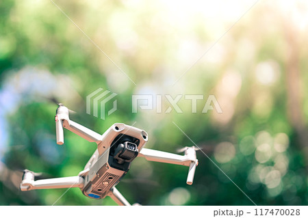 ドローンの操縦練習 ドローンの操縦練習 117470028