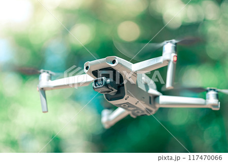 ドローンの操縦練習 117470066