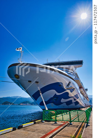 ダイヤモンドプリンセスが敦賀寄港 117472507