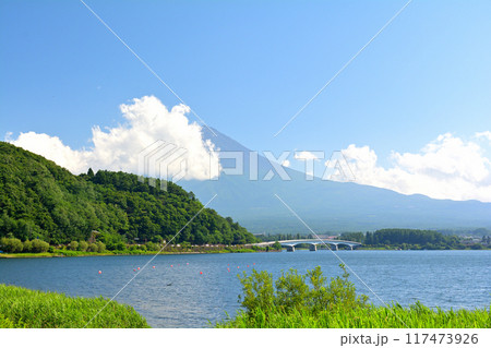 富士山 河口湖 富士山 河口湖 117473926