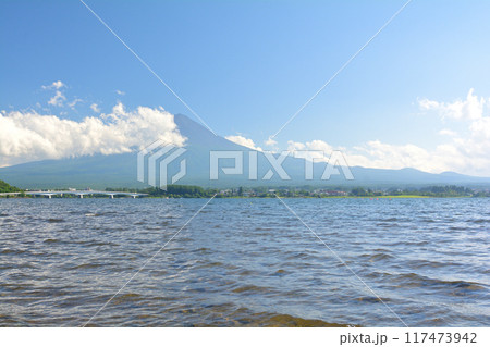 富士山　河口湖 117473942