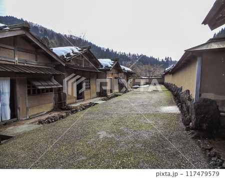 冬の一条谷朝倉氏遺跡の景色 117479579