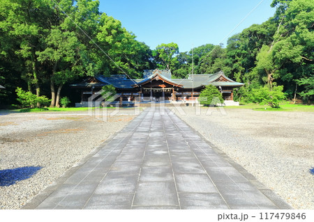 【香川県】香川縣護國神社（香川県護国神社）讃岐宮・拝殿　 117479846