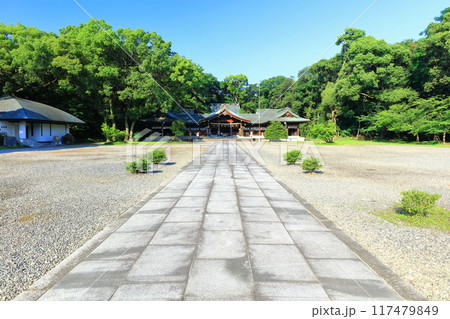 【香川県】香川縣護國神社(香川県護国神社)讃岐宮・拝殿  【香川県】香川縣護國神社(香川県護国神社)讃岐宮・拝殿  117479849