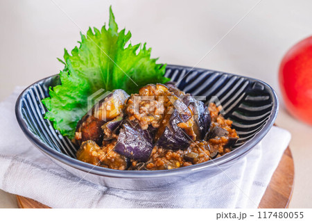 挽肉と茄子の味噌炒め 挽肉と茄子の味噌炒め 117480055