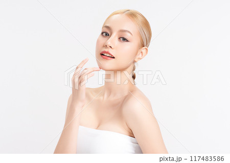 Beautiful young asian woman with clean fresh skin on white background, Face care, Facial treatment, Cosmetology, beauty and spa, Asian women portrait. 117483586