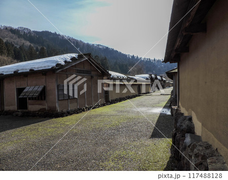 冬の一乗谷朝倉氏遺跡の景色 117488128
