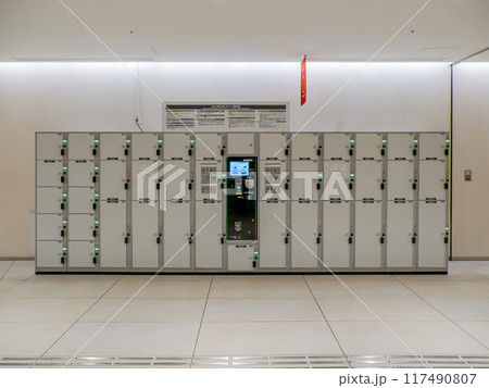 交通系ICカード対応コインロッカー（貸しロッカー） 117490807