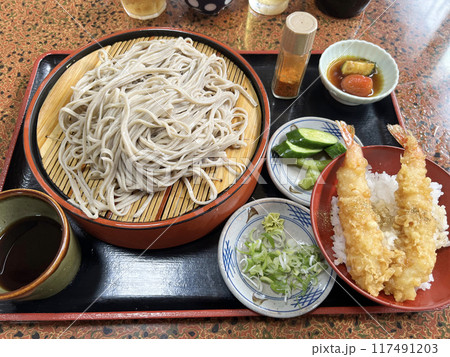 ざるそばと天丼 ざるそばと天丼 117491203