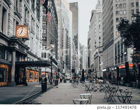 秋のニューヨーク　ヘラルド・スクエア 117491478