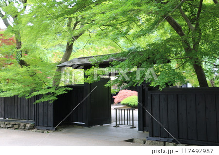 角館の武家屋敷の名残をとどめる建物 角館の武家屋敷の名残をとどめる建物 117492987