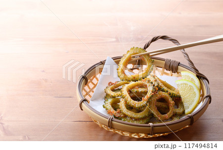 食欲のない夏におすすめ!ゴーヤの唐揚げ 食欲のない夏におすすめ!ゴーヤの唐揚げ 117494814