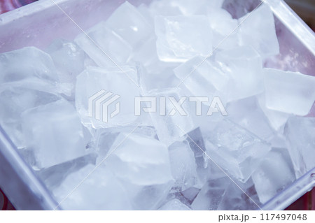 Ice cubes to quench your thirst in the summer 117497048