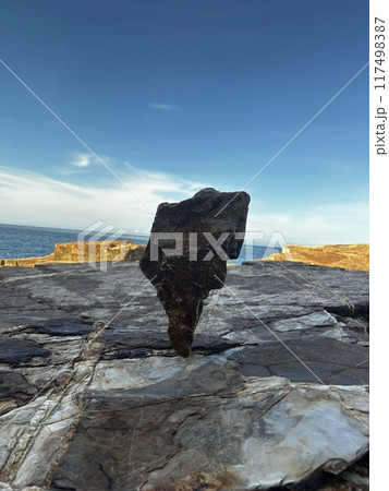 The ruins of the Nita Hayasaki Mine (Crystal Cape) have a coast where you can enjoy magnificent geological formations, geological layers and huge rocks. 117498387
