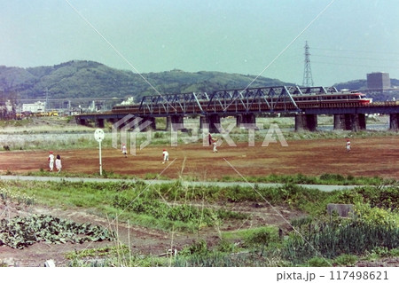 小田急、酒匂川を渡る7000形LSE車7801~、「18はこね」、新松田-栢山、1981年4月26日 小田急、酒匂川を渡る7000形LSE車7801~、「18はこね」、新松田-栢山、1981年4月26日 117498621