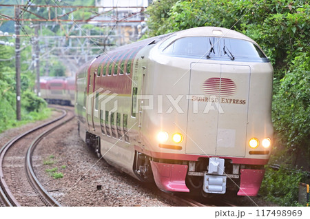 東海道本線 根府川ー早川 JR西日本 285系 I1編成（出雲） サンライズ