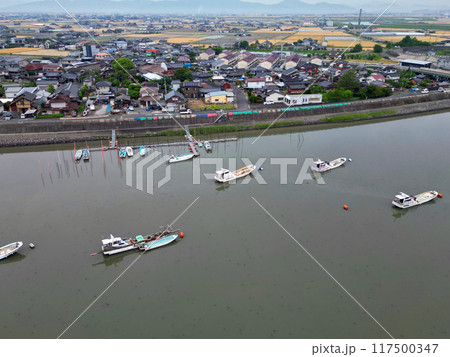 佐賀県の六角川の上空から住之江橋付近沿岸の空撮 佐賀県の六角川の上空から住之江橋付近沿岸の空撮 117500347