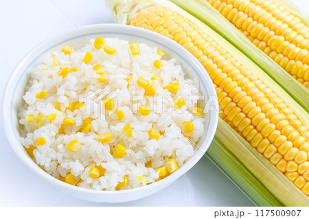 とうもろこしの炊き込みご飯 117500907