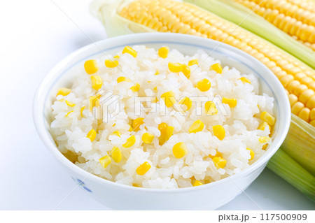 とうもろこしの炊き込みご飯 117500909