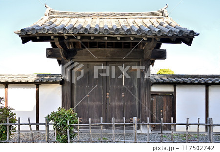 中山道本庄宿：田村本陣の門　本庄市中央 117502742