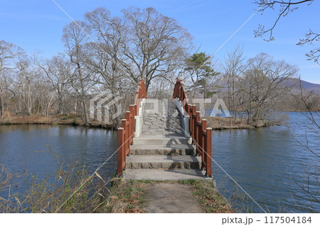 4月の北海道・大沼公園 4月の北海道・大沼公園 117504184