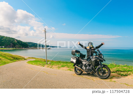 能登の海岸沿いをバイクでツーリング 能登の海岸沿いをバイクでツーリング 117504728