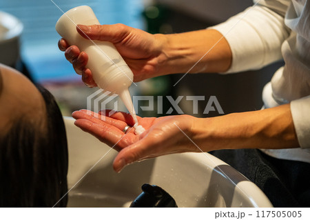 beauty parlor 117505005