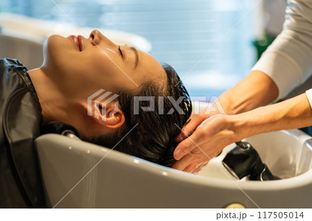 beauty parlor 117505014