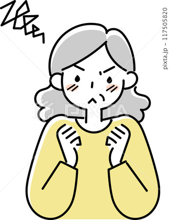 腹を立てるシニア女性の上半身 117505820