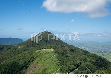 多宝山山頂の気象レーダー　新潟県 117506829