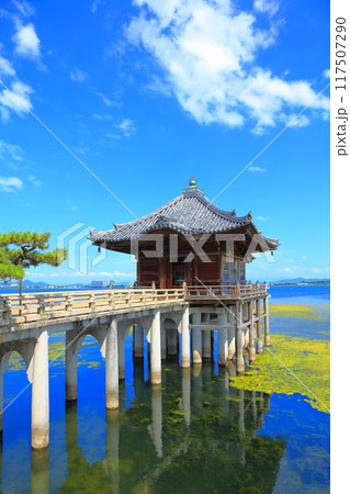 滋賀県 大津市 浮御堂(満月寺) 滋賀県 大津市 浮御堂(満月寺) 117507290