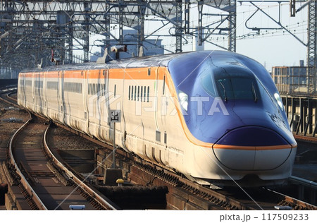 山形新幹線　E8系　つばさ 117509233