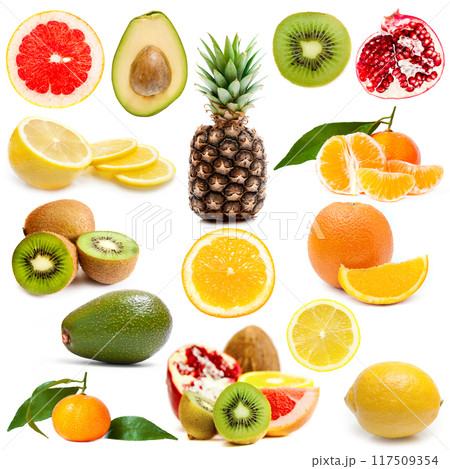 different fruits 117509354