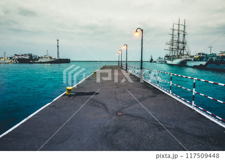 pier in Gdynia 117509448