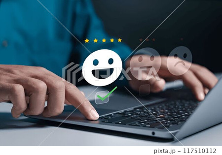 email and symbol on laptop keyboard 117510112