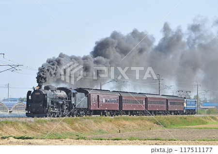 両毛線　伊勢原ー駒形　JR東日本　C61-20+旧客+EF65-501　試運転 117511177
