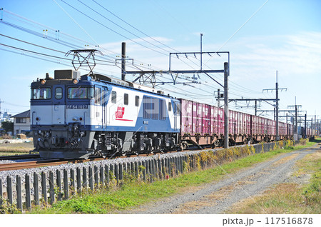 高崎線　熊谷ー行田　JR貨物　EF64-1027（愛知） 117516878