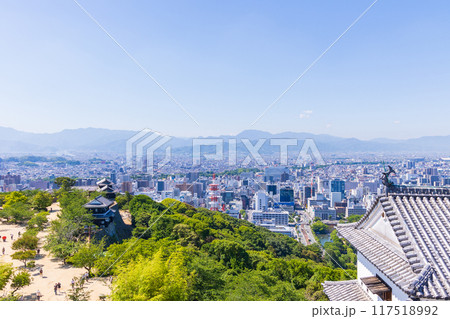 愛媛県松山市　日本100名城　松山城　大天守からの眺望 117518992