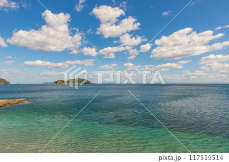 臼杵の海と青空(大分県臼杵市) 臼杵の海と青空(大分県臼杵市) 117519514