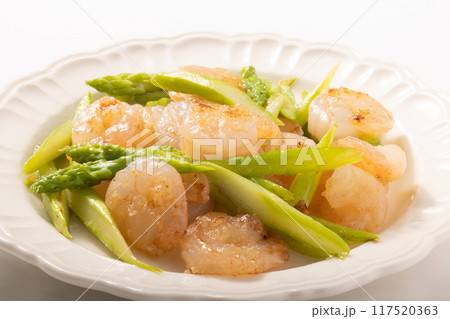 えびとアスパラガスの中華炒め 117520363