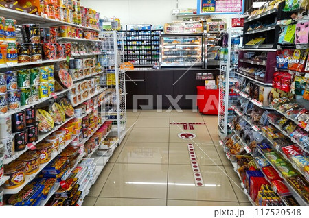 コンビニ 117520548