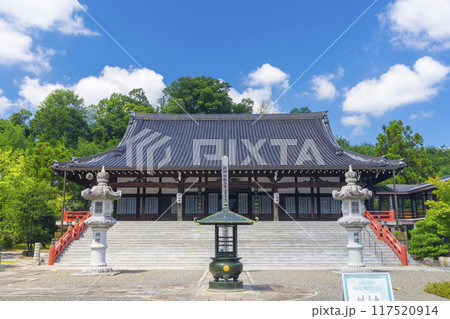 夏の京都　妙満寺　本堂 117520914