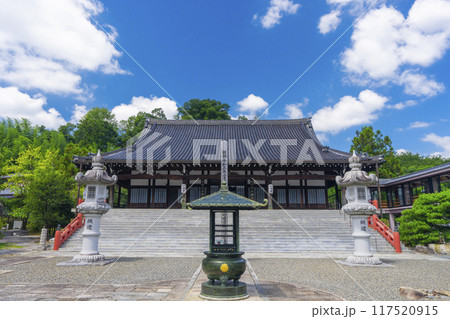 夏の京都　妙満寺　本堂 117520915
