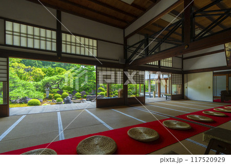 夏の京都　妙満寺　庭園「雪の庭」 117520929