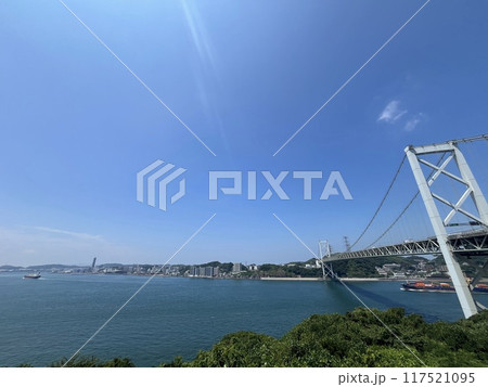 北九州側から関門海峡を望む風景 北九州側から関門海峡を望む風景 117521095