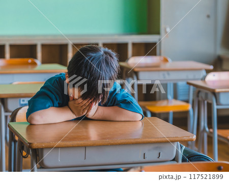 悲しい子供 悲しい子供 117521899